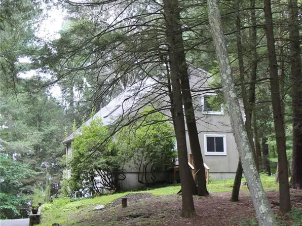 6 Black Cherry Lane, Newtown, CT 06482