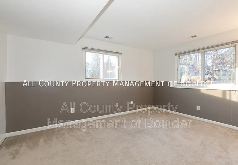 4670 White Rock Cir #8 — Photo 3