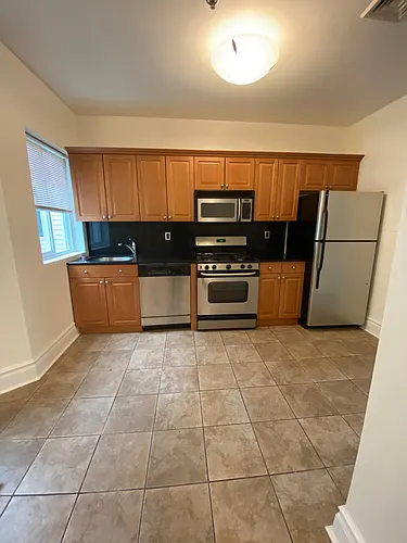 59 E Main St #Q Photo 1