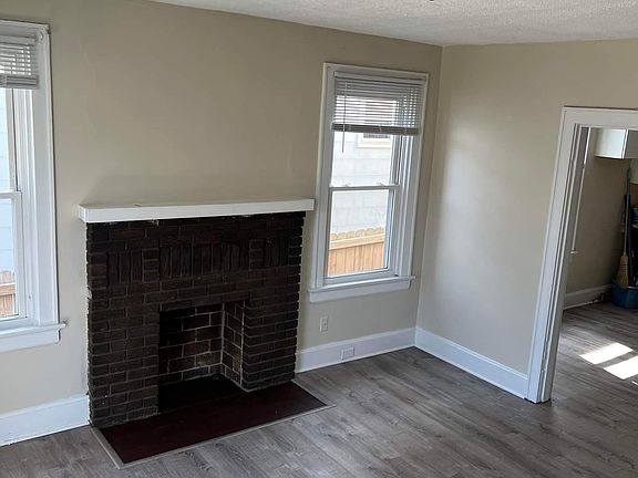 4th image of 4419 Greenlee Ave #2