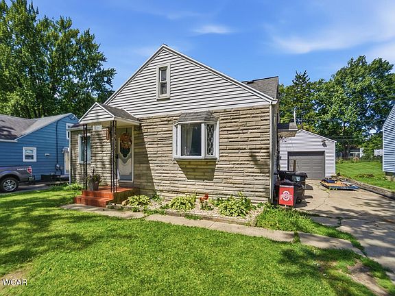 3rd image of 706 Radcliffe St