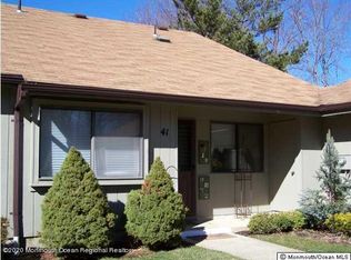 41 Hanover Ct, Red Bank, NJ 07701