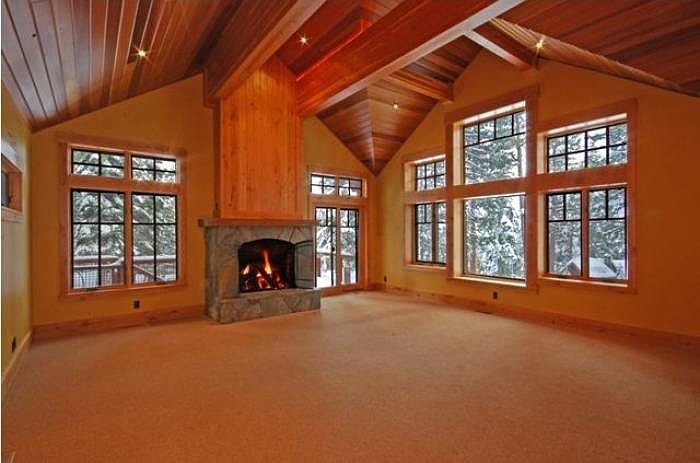 2nd image of 4411 Huckleberry Ln