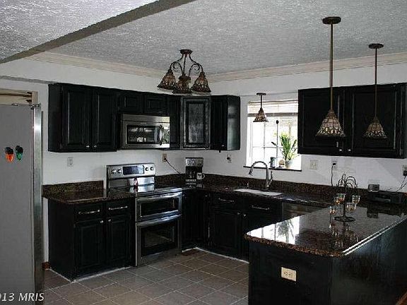 3rd image of 7811 Halehaven Ct