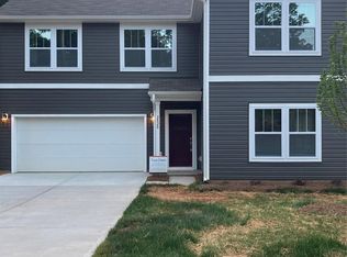 2820 Capitol Dr, Charlotte, NC 28208