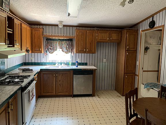 5th image of 152 Cypress Villa Ln