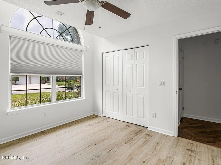 8621 Goodbys Trace Dr — Photo 9