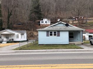445 Stewart St, Welch, WV 24801