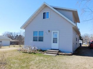 915 Front St, Henning, MN 56551
