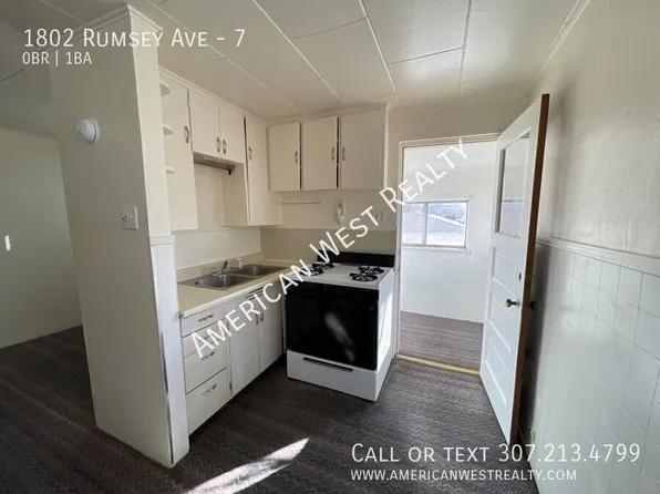 1802 Rumsey Ave APT 7, Cody, WY 82414