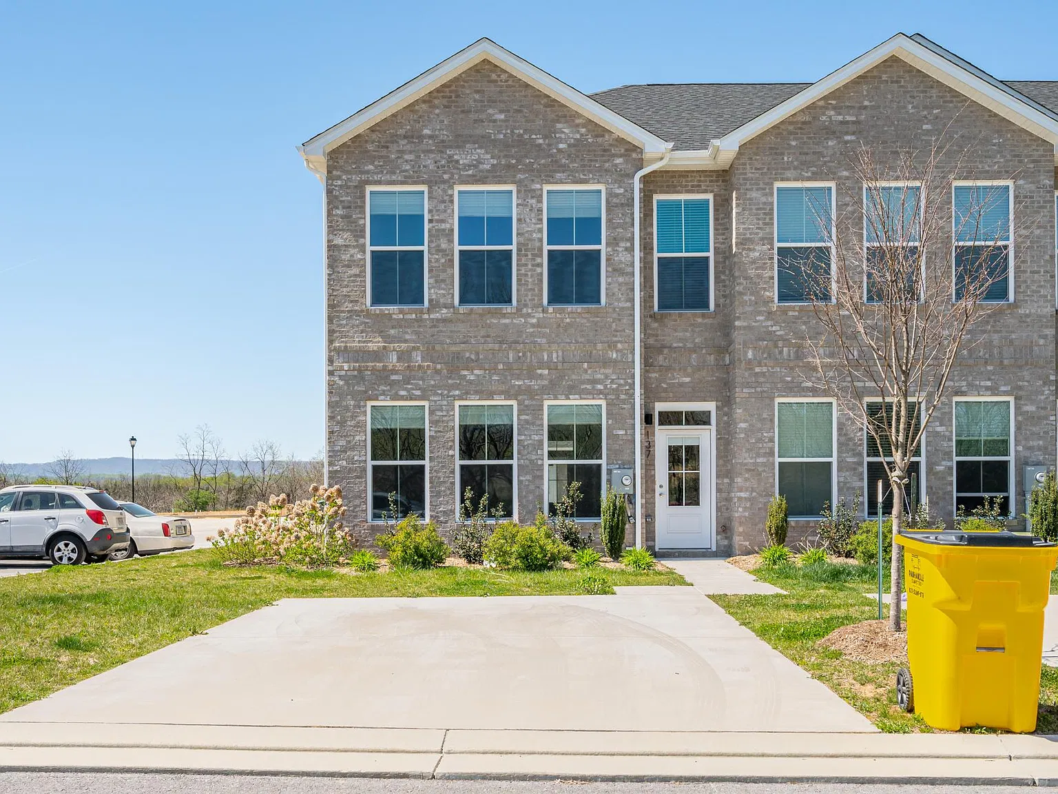 175 Marineris Cir — Photo 1