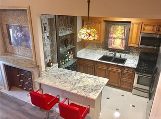 225 E F St, Colton, CA 92324