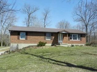 1334 Locust Rd, Hillsboro, OH 45133