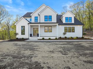 3 Shortwoods Rd, New Fairfield, CT 06812