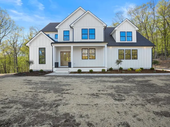 3 Shortwoods Road, New Fairfield, CT 06812