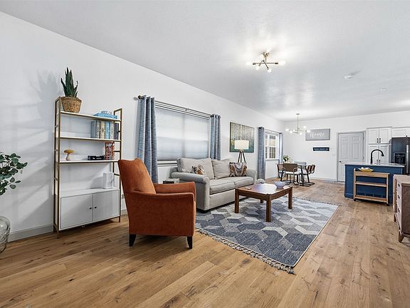 3rd image of 1234 Shannon Dr