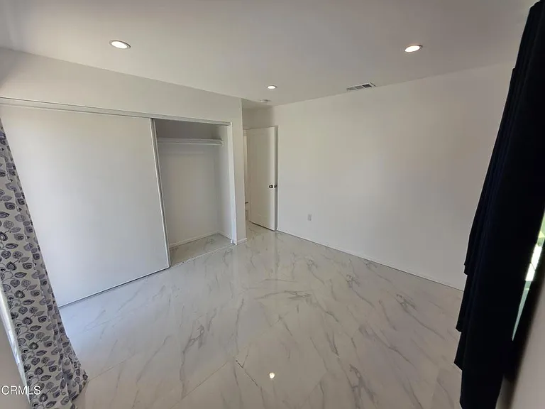 10926 Woodward Ave — Photo 15