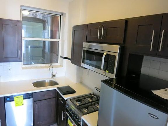 3rd image of 1843 1st Ave APT 4S