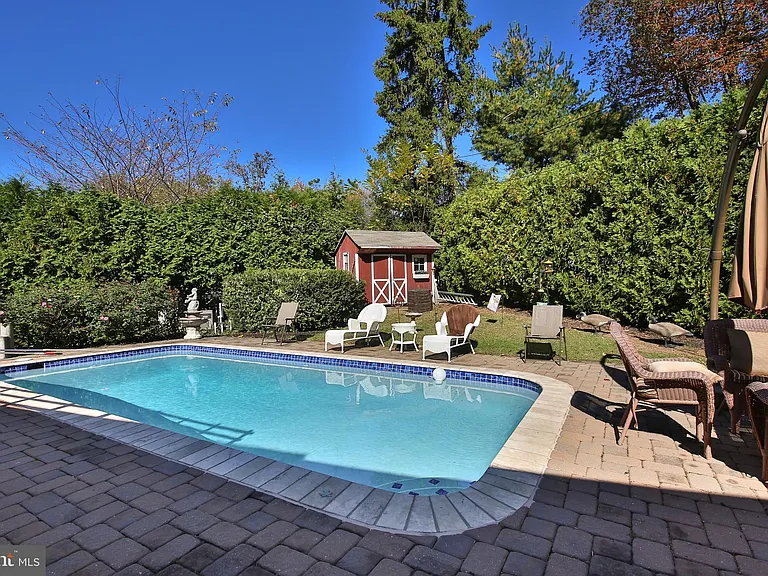 1806 Jody Rd — Photo 29