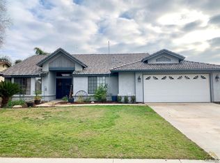 11413 Jenlee Ave, Bakersfield, CA 93312
