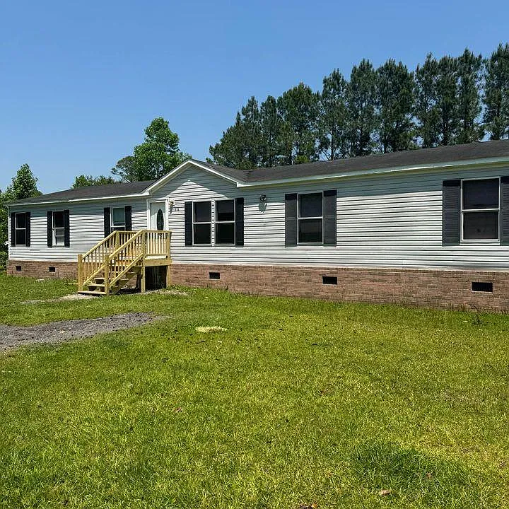 223 Saddlehorn Ln