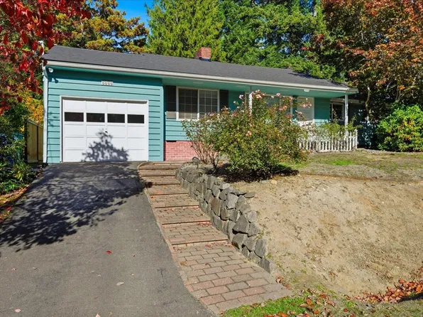 3868 NE 113th Street, Seattle, WA 98125