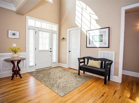 2nd image of 1891 Waterbury Ct