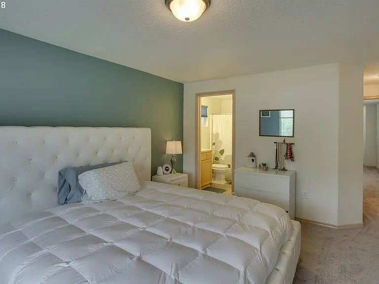 8800 N Drummond Ave — Photo 16