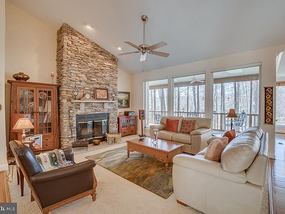 4th image of 3718 Fairways Ct