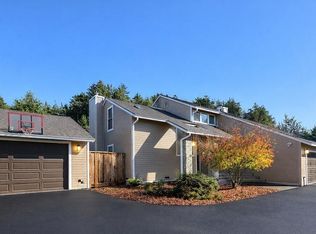 4111 Rohnerville Rd, Fortuna, CA 95540
