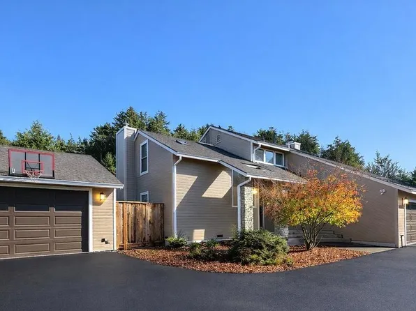 4111 Rohnerville Rd, Fortuna, CA 95540