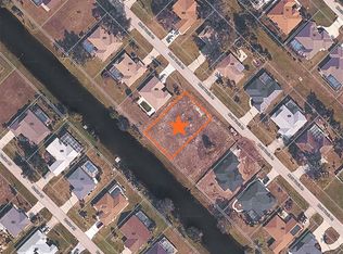 224 Mark Twain Ln #256, Rotonda West, FL 33947