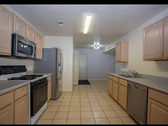 4th image of 11252 Campo Del Sol Ave NE