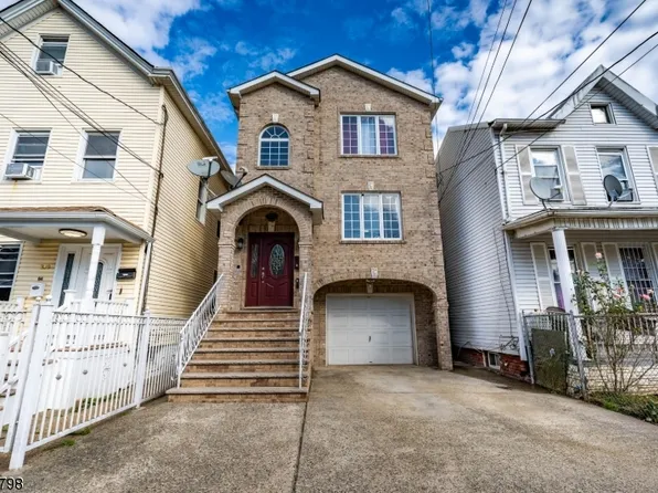 317 Livingston St #2, Elizabeth City, NJ 07206