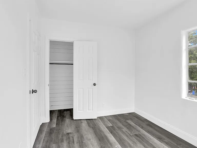 820 N Dixie Hwy #4 — Photo 12