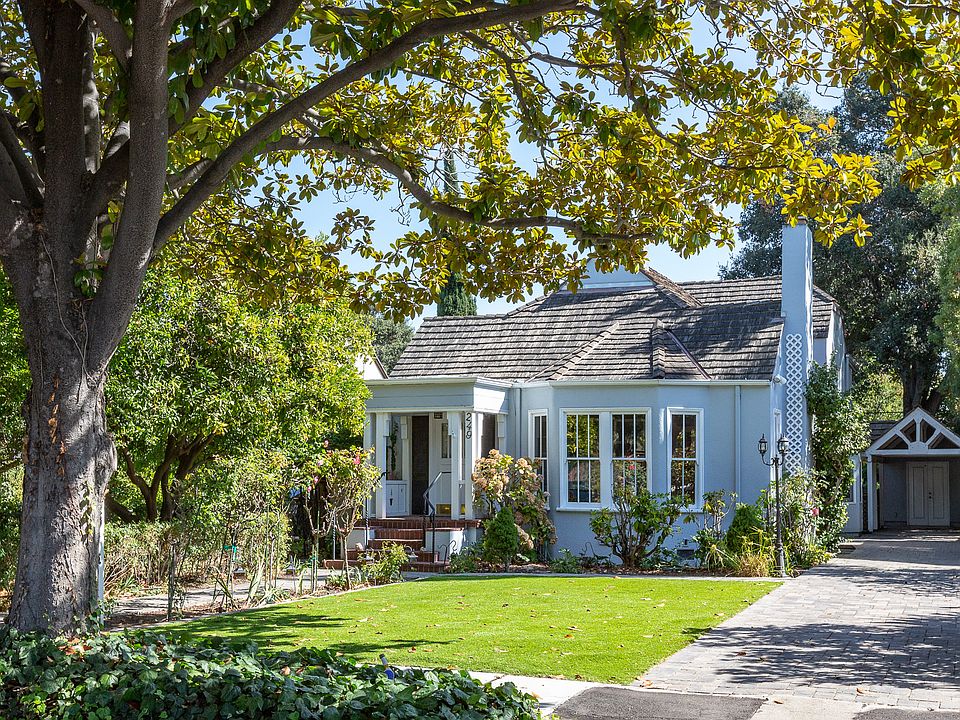 1st image of 249 Broadmoor Blvd