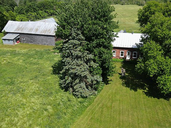 4th image of 606 Lamberton Rd