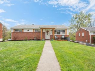 666 Lindsay Rd, Carnegie, PA 15106