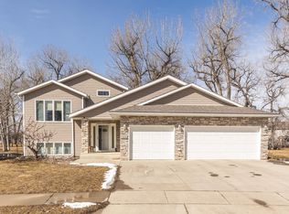 3410 Heartwood Pl SE, Mandan, ND 58554