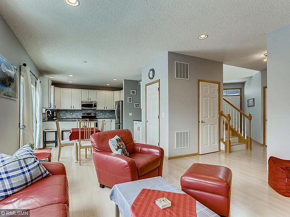 3rd image of 10627 Sterling Dr