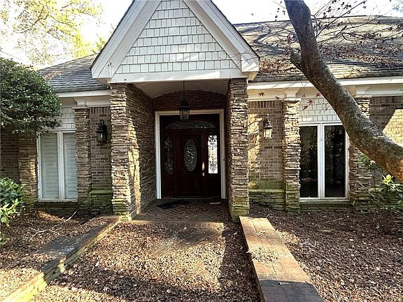 3rd image of 13039 Freemanville Rd