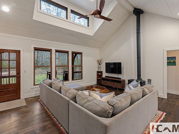 4th image of 754 Found Forest Road