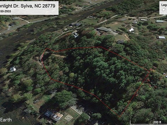 2nd image of 70 Moonlight Dr