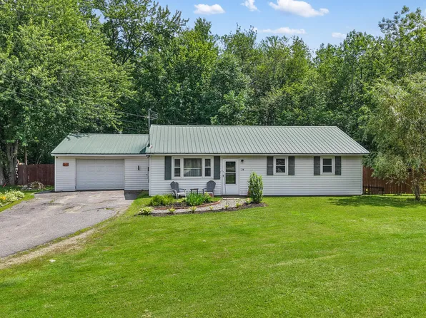 24 Birch Street, Newport, ME 04953