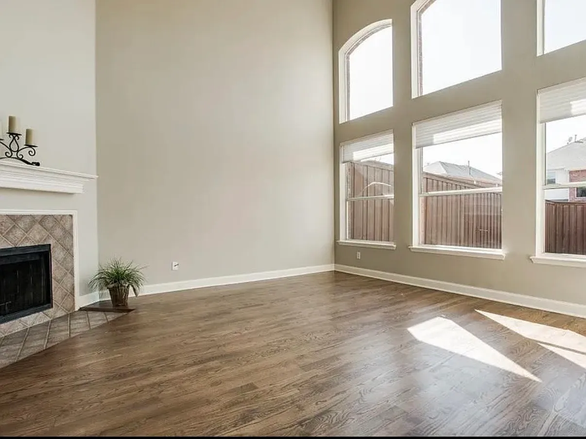 4 bed, 3.5 bath, 3707 sqft, $3,650 — Photo 3