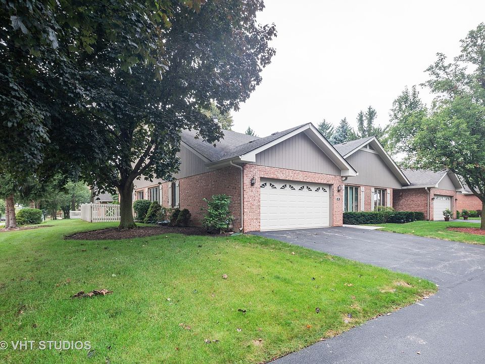 1st image of 239 Royal Ln
