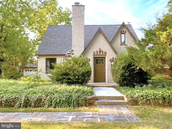 2250 Magnolia Rd, Vineland, NJ 08360