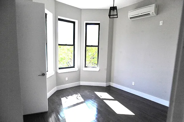 Rented by East Williamsburg Realty Inc | media 55