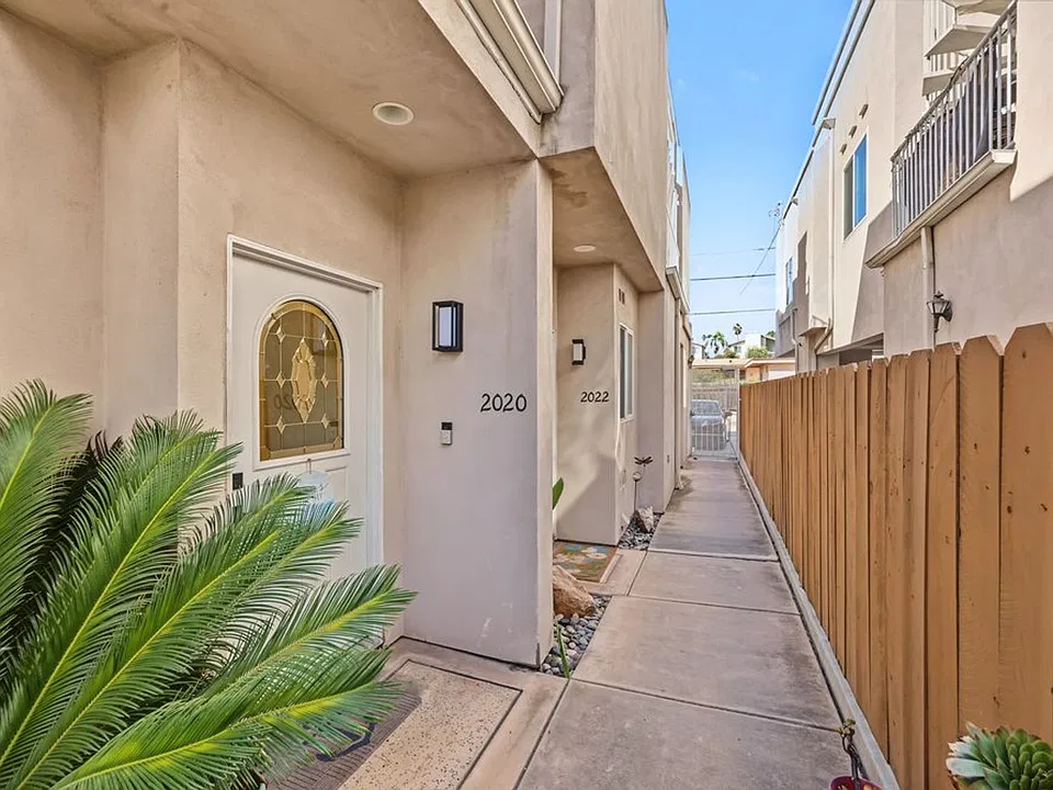2020 Garnet Ave