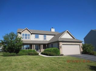 9626 Lee Pl, Crown Point, IN 46307